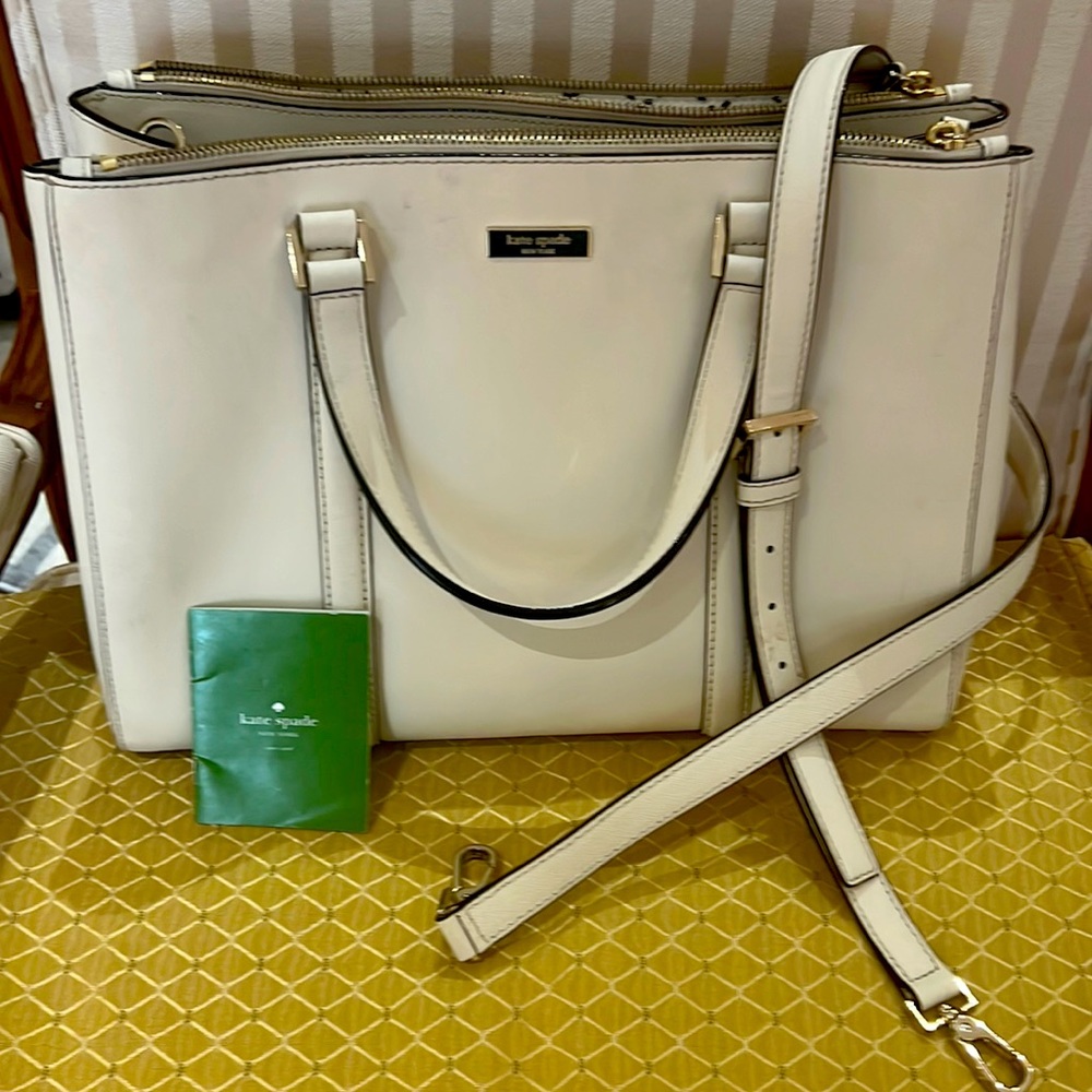 White excellent condition brand new Kate spade big shoulder or Hand bag